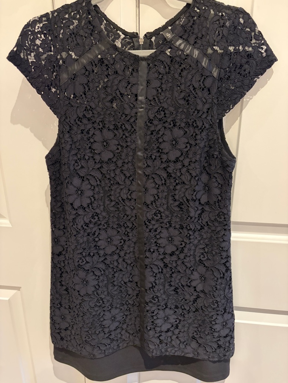 Black Lace Cap Sleeve Short dress